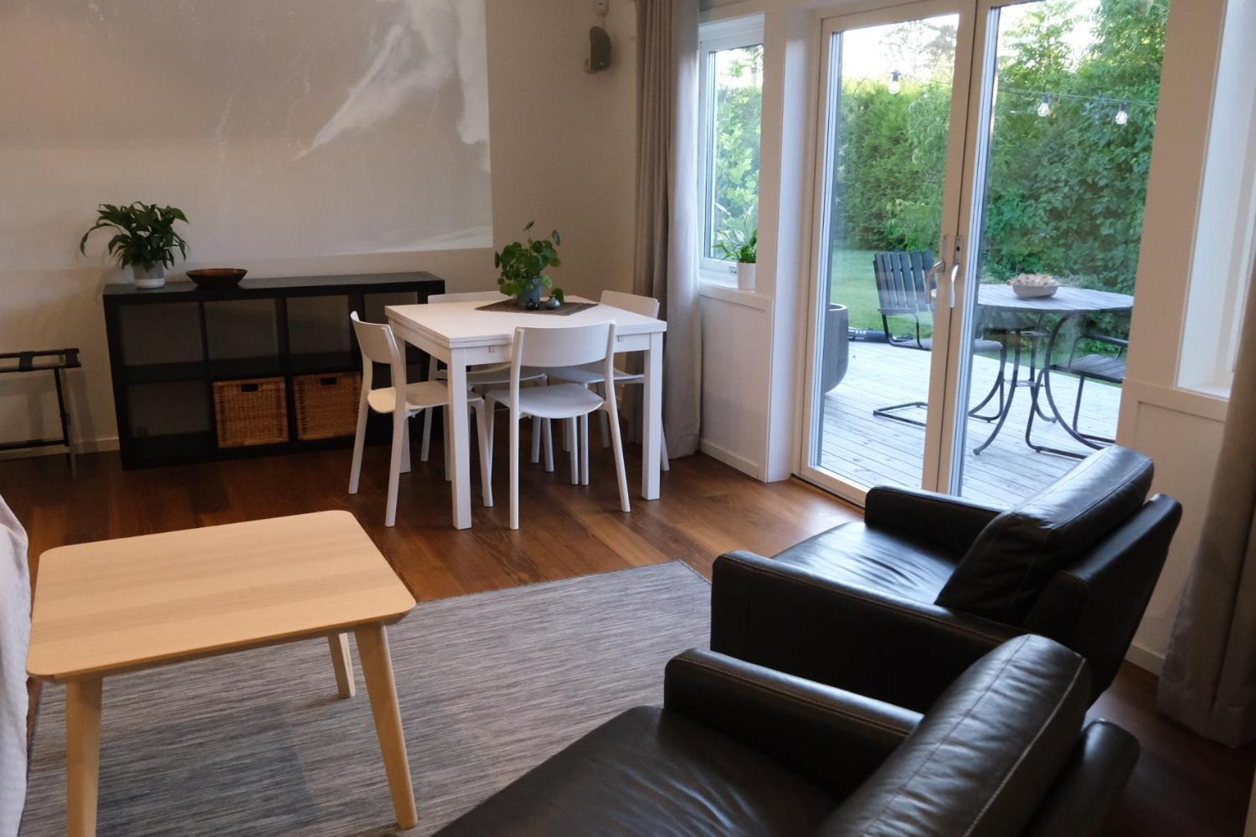 Surfers Guesthouse Åsa Екстериор снимка
